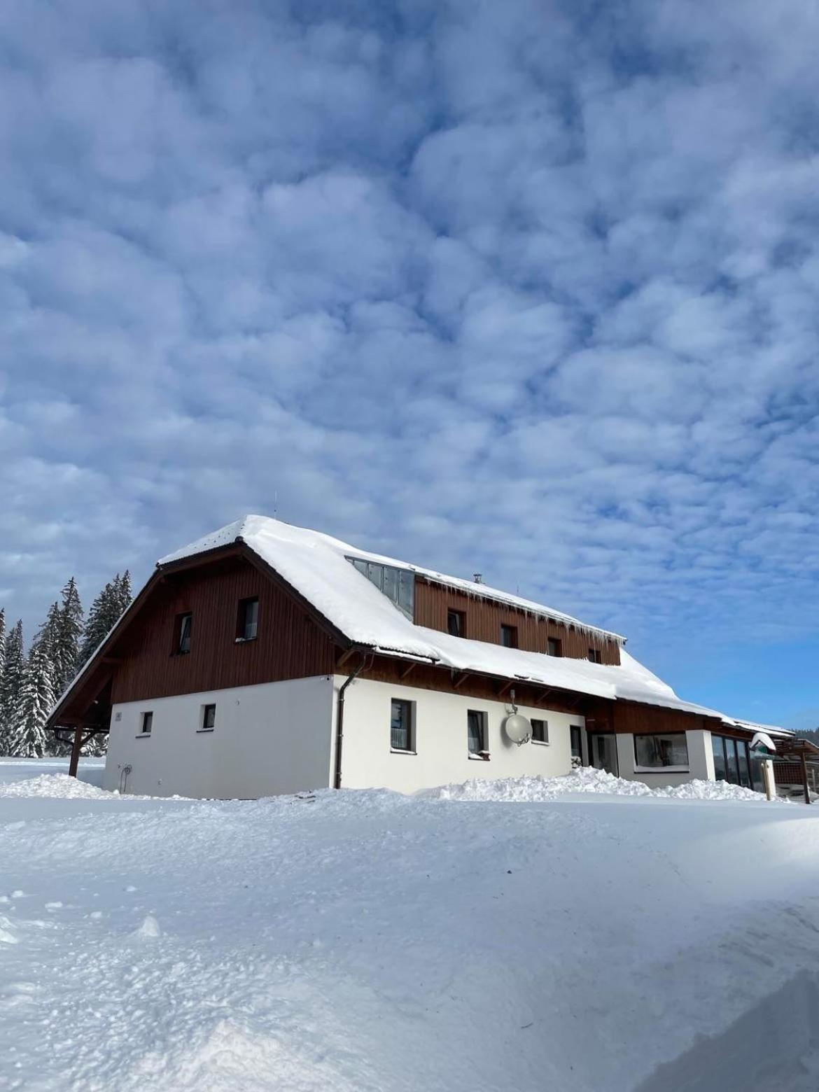 Apartmany V Chalupe Nad Modravou Modrava Exterior photo